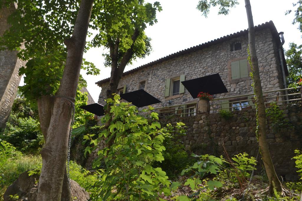 Bed and Breakfast Maison Sous Le Pont Meyras Экстерьер фото