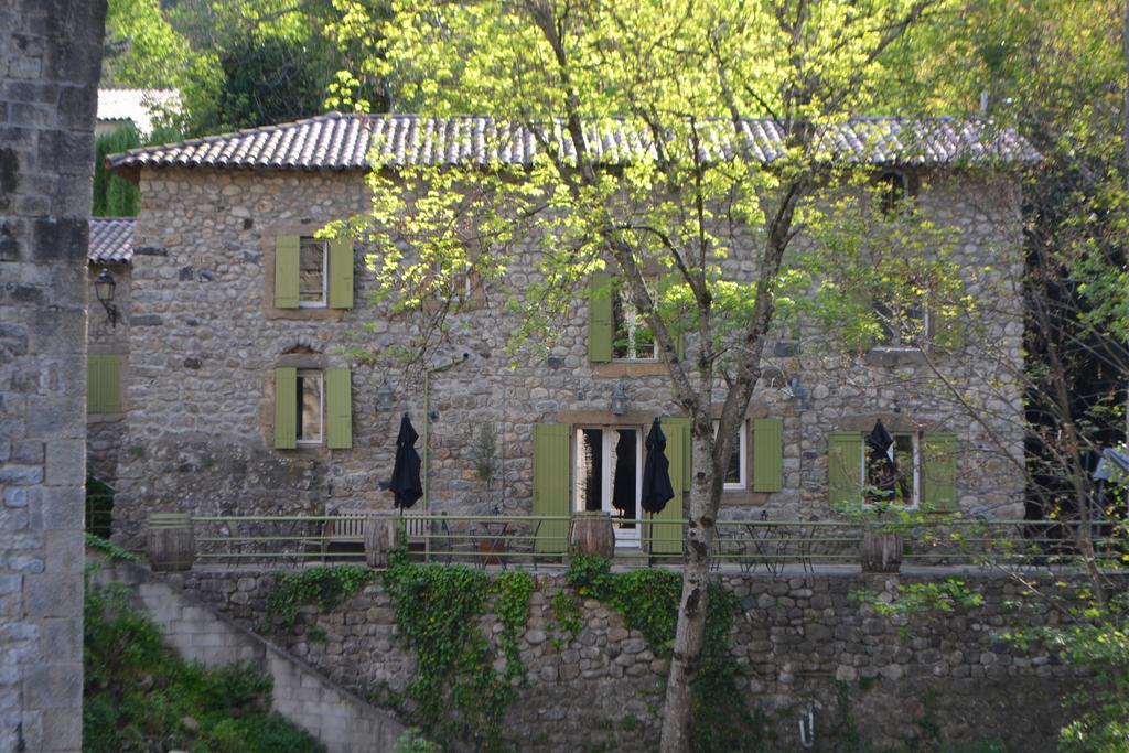 Bed and Breakfast Maison Sous Le Pont Meyras Экстерьер фото